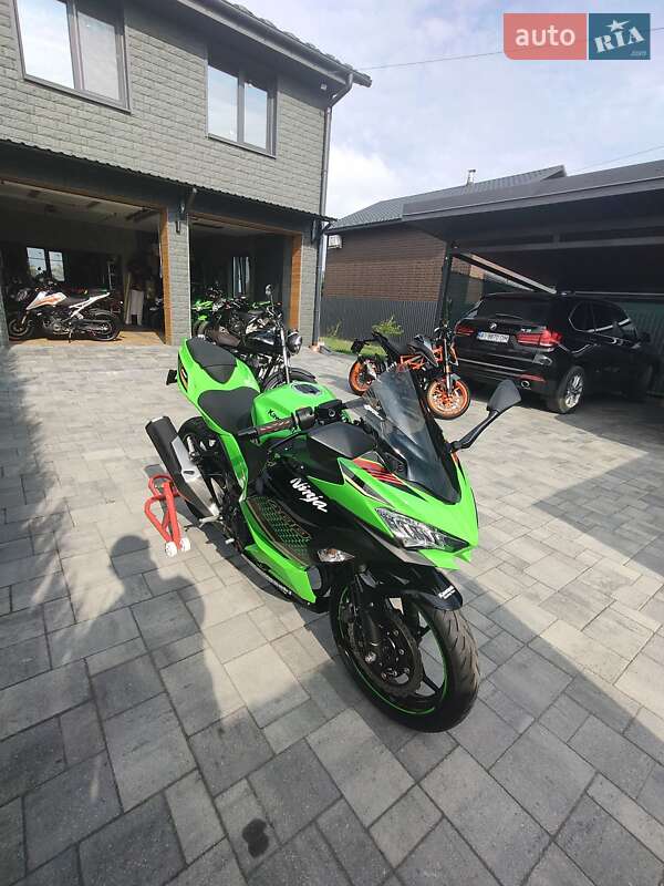 Спортбайк Kawasaki Ninja 400 2020 в Берёзовке