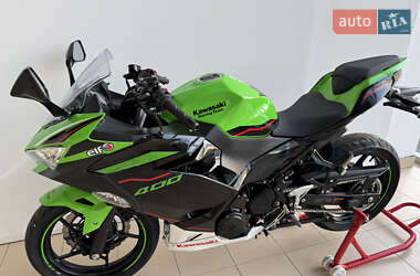 Спортбайк Kawasaki Ninja 400 2022 в 
