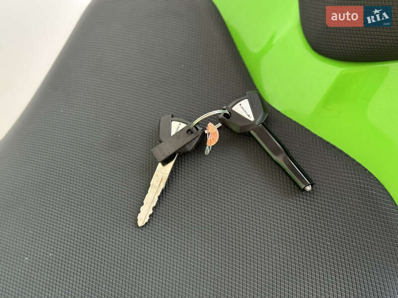 Спортбайк Kawasaki Ninja 400 2022 в Києві