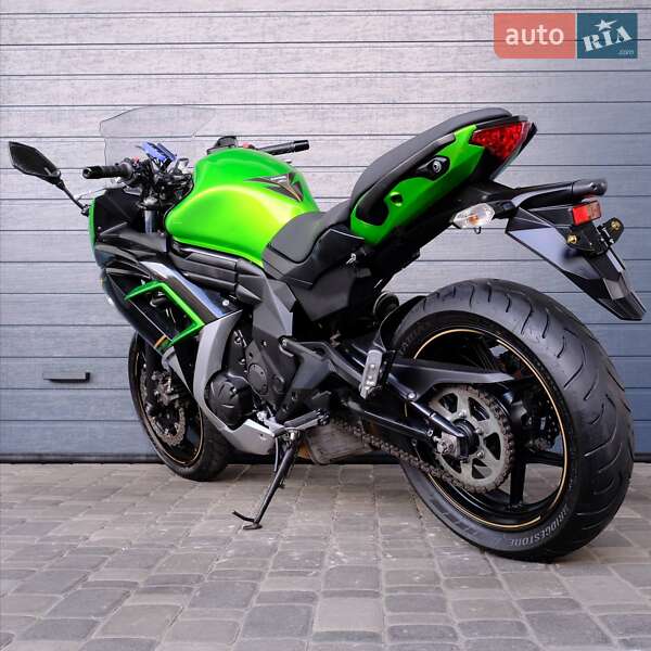 Мотоцикл Без обтекателей (Naked bike) Kawasaki Ninja 400 2013 в Белой Церкви