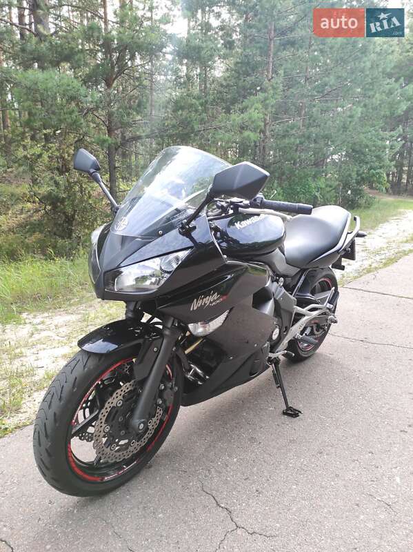 Мотоцикл Туризм Kawasaki Ninja 400 2010 в Репках