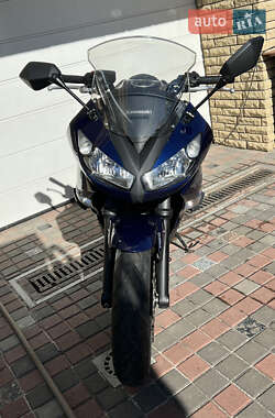 Мотоцикл Спорт-туризм Kawasaki Ninja 400 2011 в 