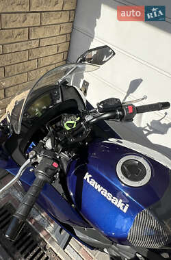 Мотоцикл Спорт-туризм Kawasaki Ninja 400 2011 в 