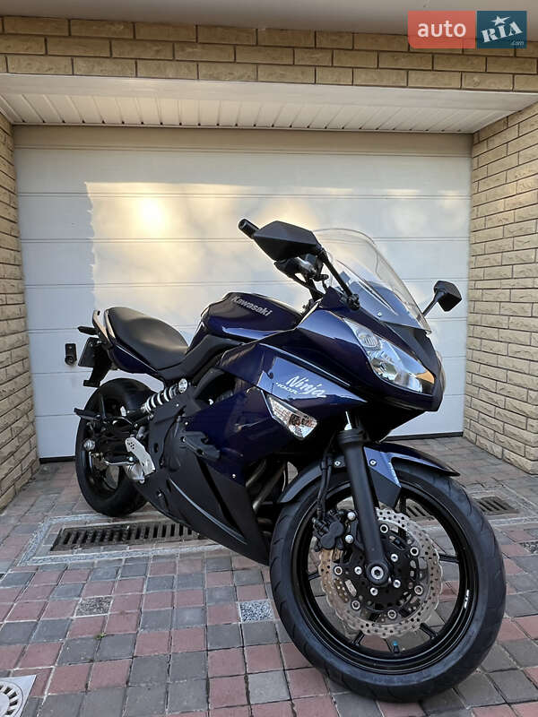 Мотоцикл Спорт-туризм Kawasaki Ninja 400 2011 в Полтаве