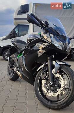 Спортбайк Kawasaki Ninja 400 2018 в 