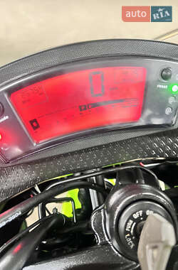 Мотоцикл Спорт-туризм Kawasaki Ninja 400 2013 в 