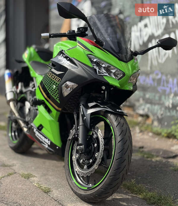 Спортбайк Kawasaki Ninja 400 2020 в Киеве