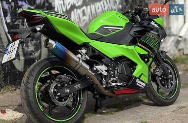 Спортбайк Kawasaki Ninja 400 2020 в 