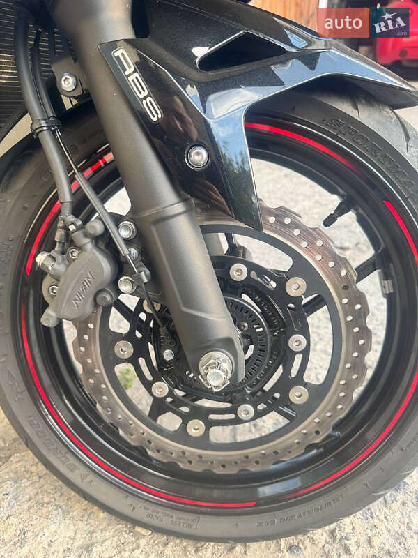 Мотоцикл Спорт-туризм Kawasaki Ninja 400 2019 в Дніпрі