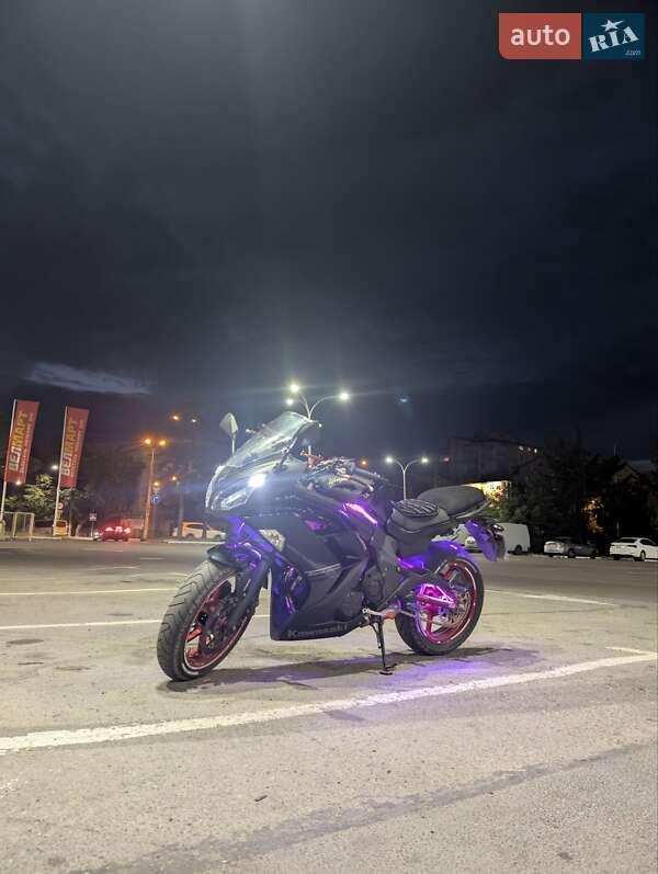 Мотоцикл Спорт-туризм Kawasaki Ninja 400 2014 в Ивано-Франковске