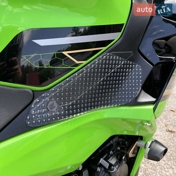 Спортбайк Kawasaki Ninja 400 2020 в Марганце