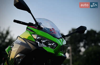 Спортбайк Kawasaki Ninja 400 2020 в 
