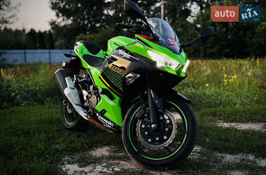 Спортбайк Kawasaki Ninja 400 2020 в 
