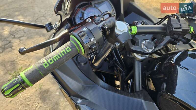 Спортбайк Kawasaki Ninja 400 2020 в Первомайске