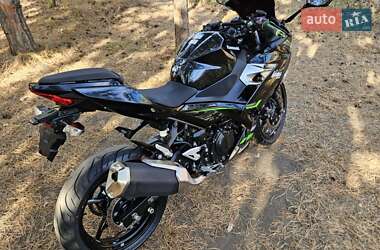 Спортбайк Kawasaki Ninja 400 2020 в 