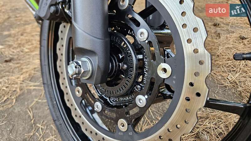 Спортбайк Kawasaki Ninja 400 2020 в Первомайске