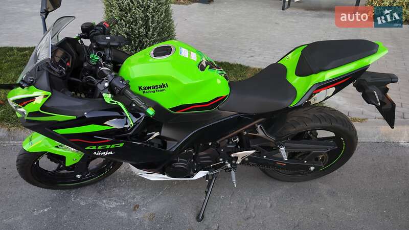 Kawasaki Ninja 400 2021