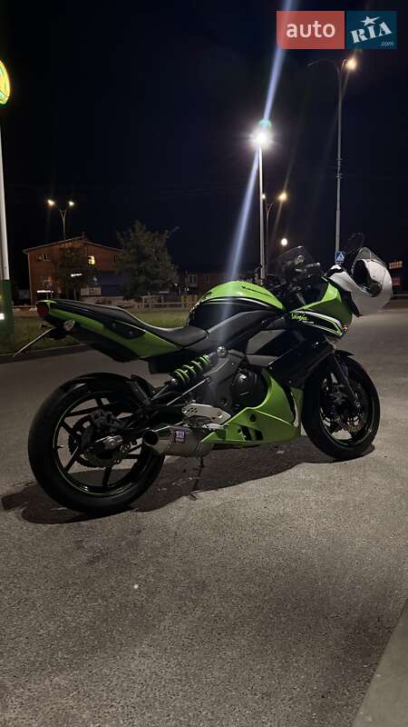 Kawasaki Ninja 400 2012