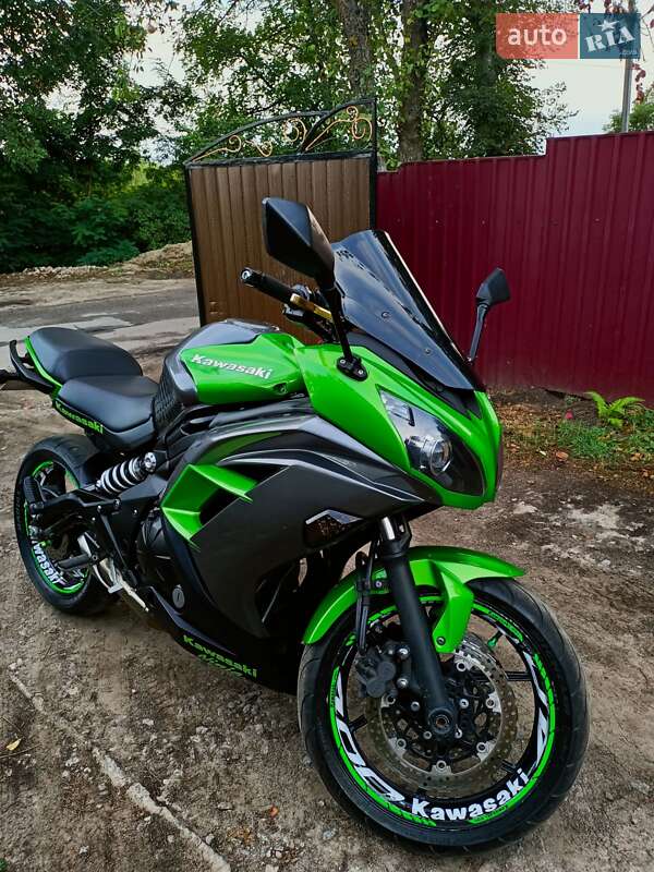 Спортбайк Kawasaki Ninja 400 2016 в Лохвице