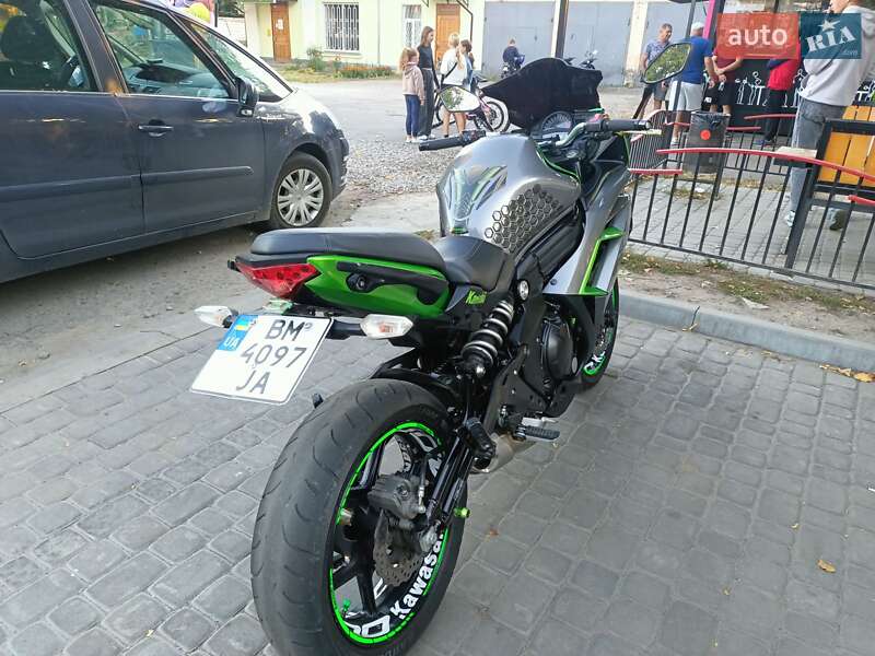 Спортбайк Kawasaki Ninja 400 2016 в Лохвице