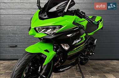 Мотоцикл Без обтекателей (Naked bike) Kawasaki Ninja 400 2018 в 