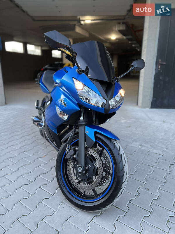 Грузовые мотороллеры, мотоциклы, скутеры, мопеды Kawasaki Ninja 400 2013 в Тернополе фото 2 Грузовые мотороллеры, мотоциклы, скутеры, мопеды Kawasaki Ninja 400 2013 в Тернополе