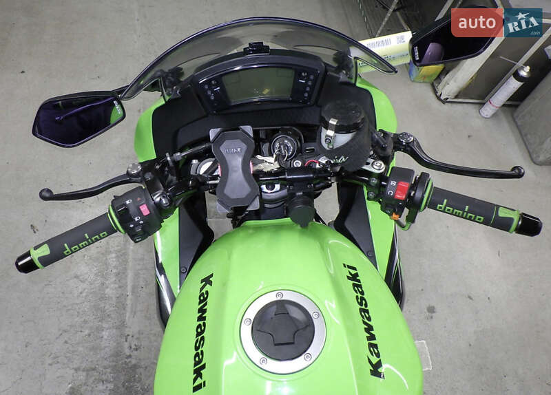 Мотоцикл Без обтікачів (Naked bike) Kawasaki Ninja 400R 2012 в Сновську