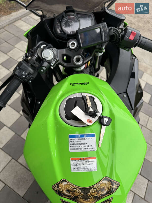 Спортбайк Kawasaki Ninja 400R 2019 в Новомосковске фото 16 Спортбайк Kawasaki Ninja 400R 2019 в Новомосковске