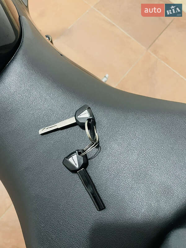 Спортбайк Kawasaki Ninja 500 2024 в Києві