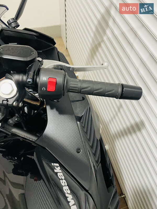 Спортбайк Kawasaki Ninja 500 2024 в Києві