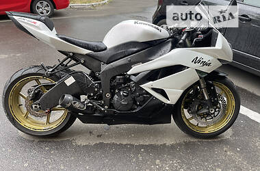 Спортбайк Kawasaki Ninja 600 ZX-6R 2009 в Одессе