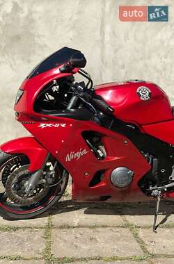 Спортбайк Kawasaki Ninja 600 ZX-6R 1996 в 