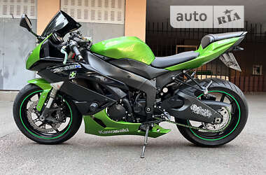 Спортбайк Kawasaki Ninja 600 ZX-6R 2009 в Киеве