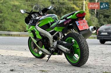 Мотоцикл Супермото (Motard) Kawasaki Ninja 600 ZX-6R 2000 в 