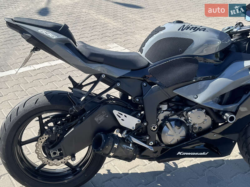 Спортбайк Kawasaki Ninja 636 ZX-6R 2019 в Львові фото 11 Спортбайк Kawasaki Ninja 636 ZX-6R 2019 в Львові