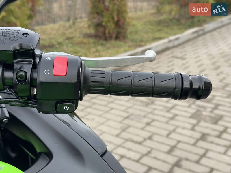 Мотоцикл Спорт-туризм Kawasaki Ninja 650 2022 в Ровно