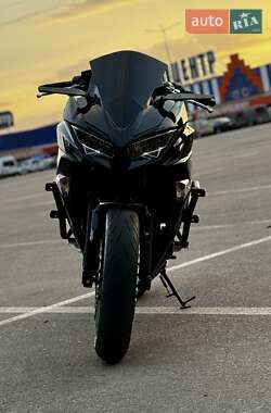 Спортбайк Kawasaki Ninja 650R 2019 в 