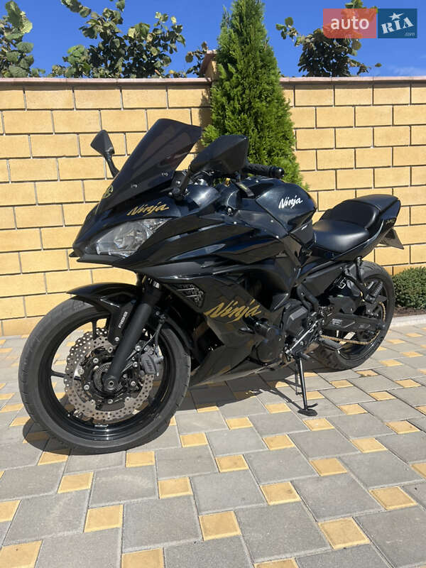 Мотоцикл Спорт-туризм Kawasaki Ninja 650R 2019 в Одессе