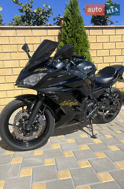Мотоцикл Спорт-туризм Kawasaki Ninja 650R 2019 в 
