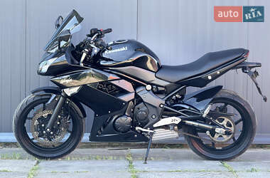 Спортбайк Kawasaki Ninja 650R 2011 в 