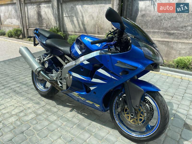 Спортбайк Kawasaki Ninja ZX-6R 2002 в Виннице