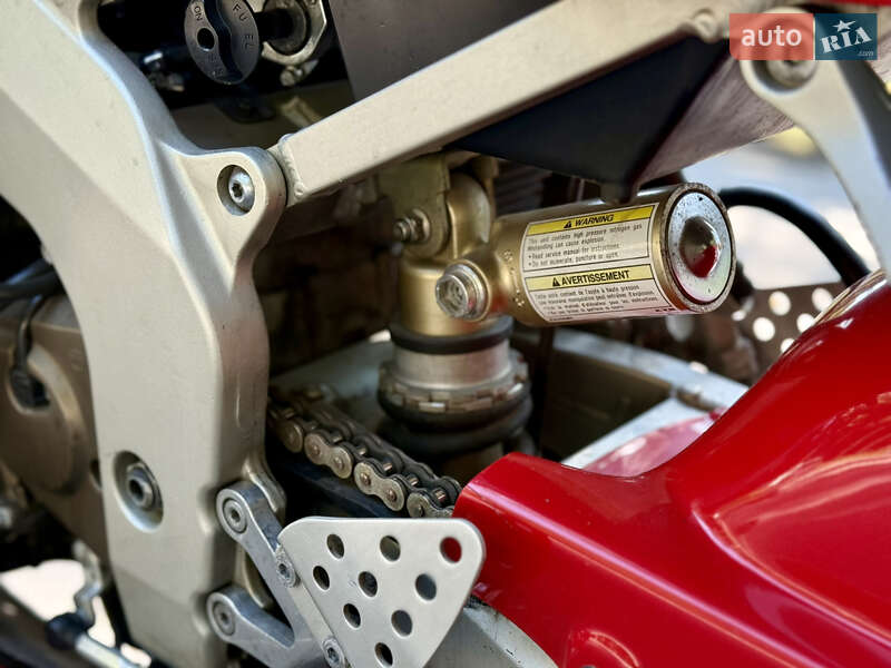 Спортбайк Kawasaki Ninja ZX-6R 2001 в Виннице