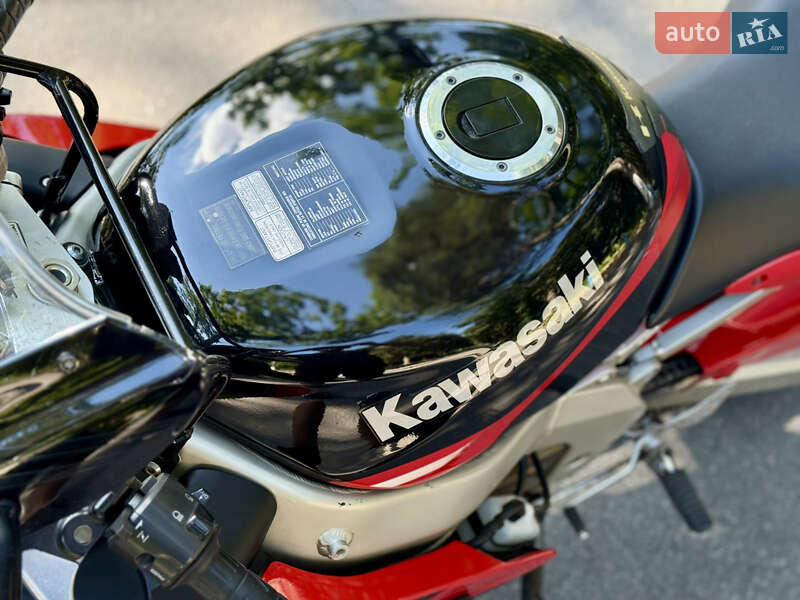 Спортбайк Kawasaki Ninja ZX-6R 2001 в Виннице