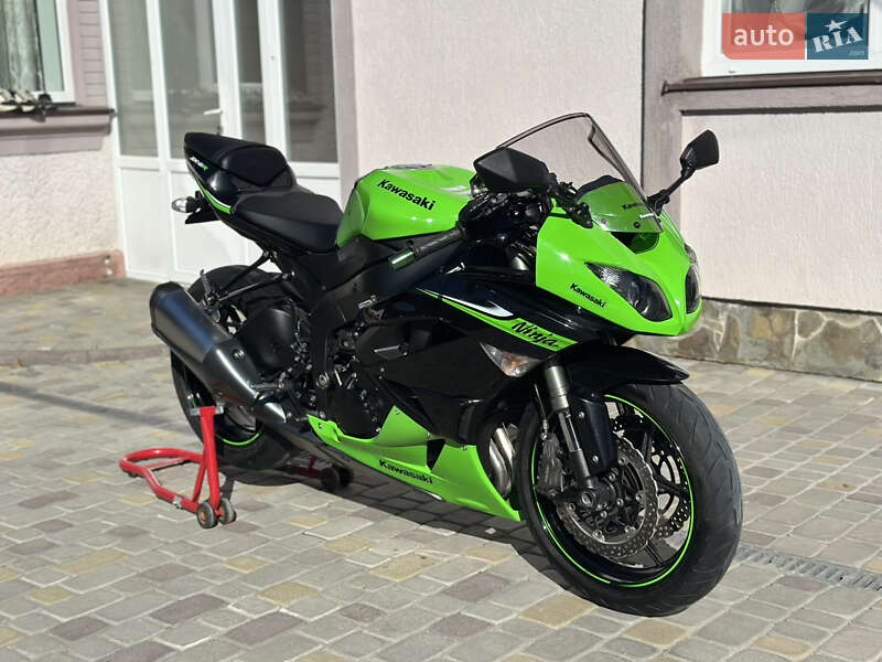 Kawasaki Ninja ZX-6R 2010