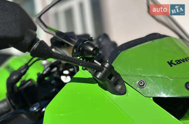 Спортбайк Kawasaki Ninja ZX-6R 2010 в 