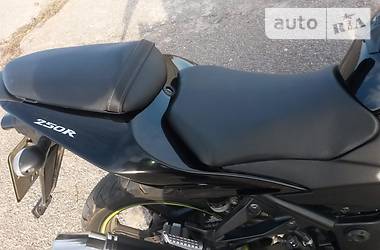 Спортбайк Kawasaki Ninja 2011 в Каховке