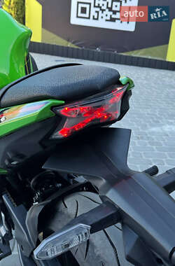 Спортбайк Kawasaki Ninja 2023 в 