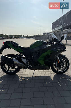 Мотоцикл Спорт-туризм Kawasaki Ninja 2023 в 