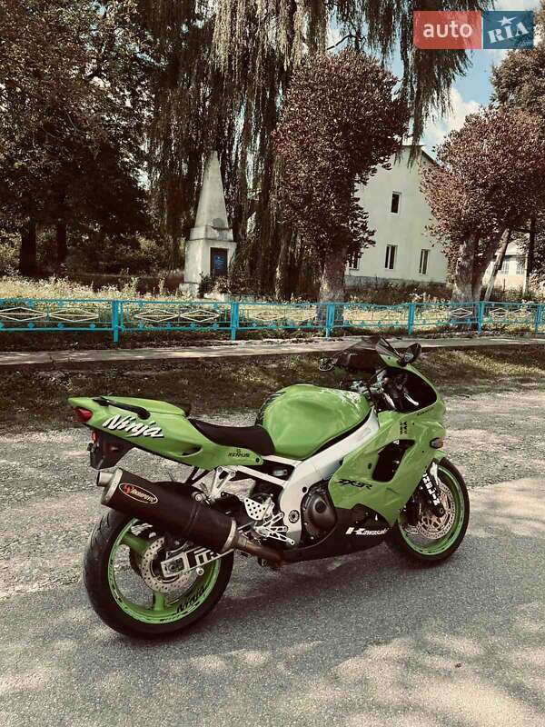 Спортбайк Kawasaki Ninja 1999 в Чорткове фото 4 Спортбайк Kawasaki Ninja 1999 в Чорткове