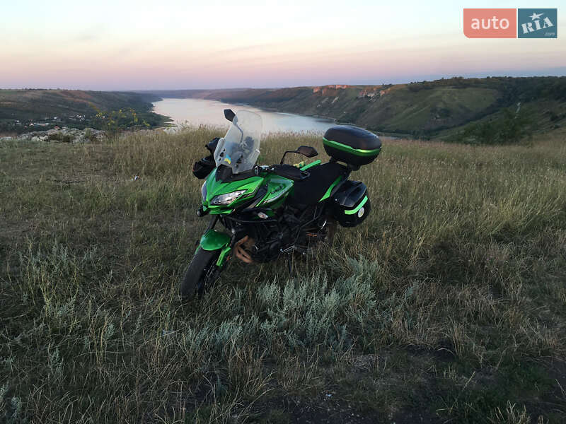Мотоцикл Туризм Kawasaki Versys 650 2019 в 